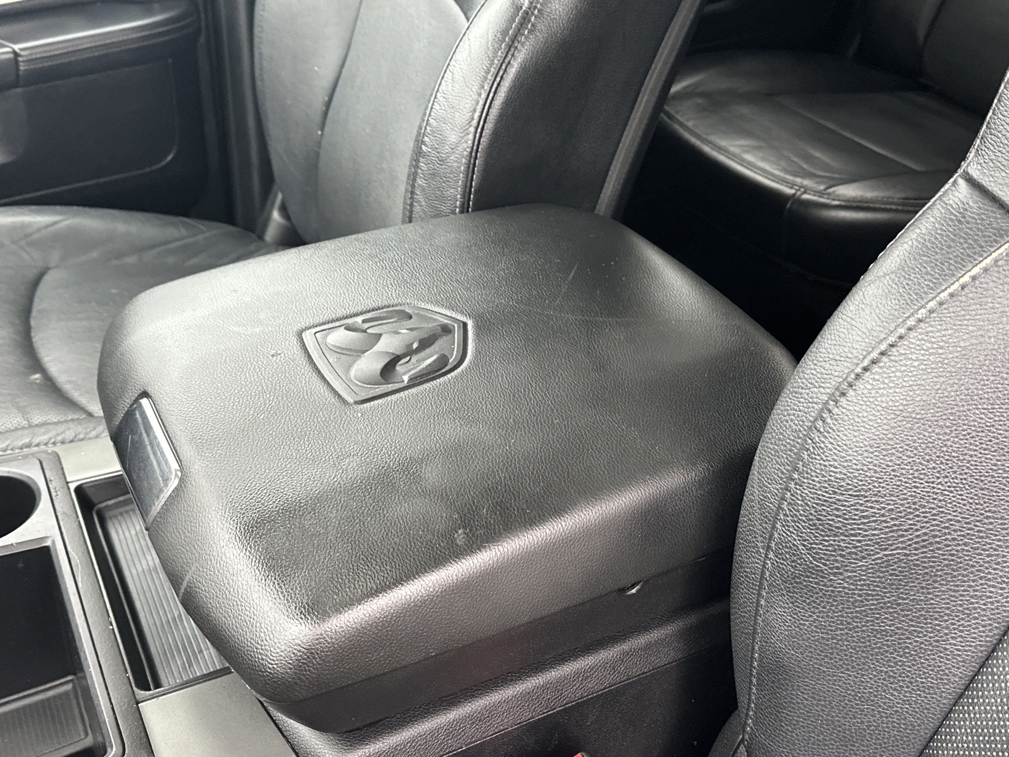 Used 2015 RAM 1500 Sport w/ Sport Premium Group image 17