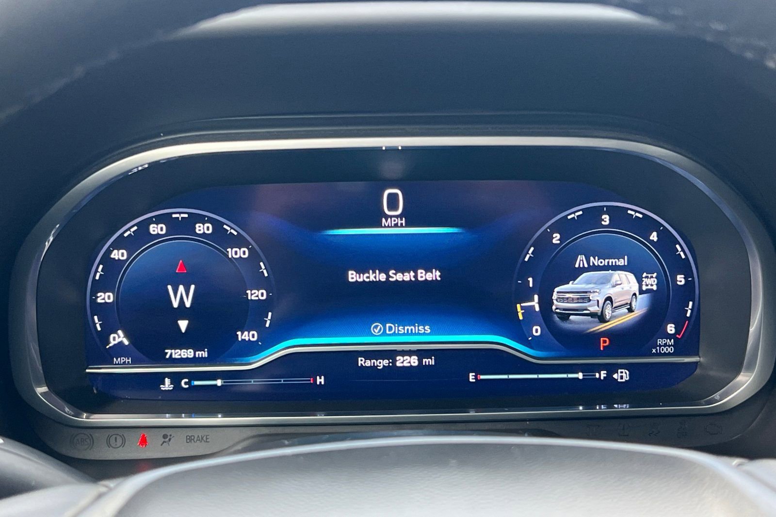 Used 2023 Chevrolet Suburban Premier image 26