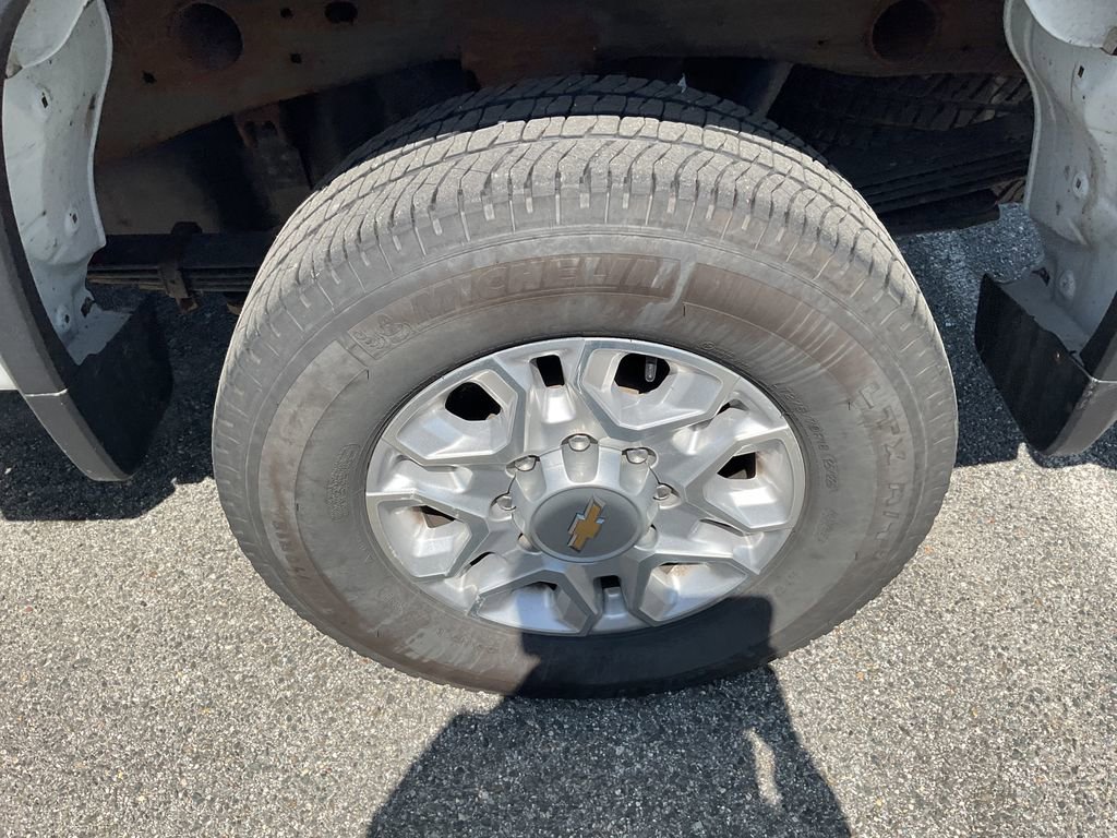 Used 2022 Chevrolet Silverado 2500 LT w/ Fleet Comfort Package AWD/4WD image 6