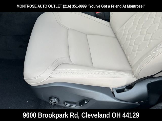 New 2026 Volvo XC60 B5 Plus w/ Protection Package Premier AWD/4WD image 36