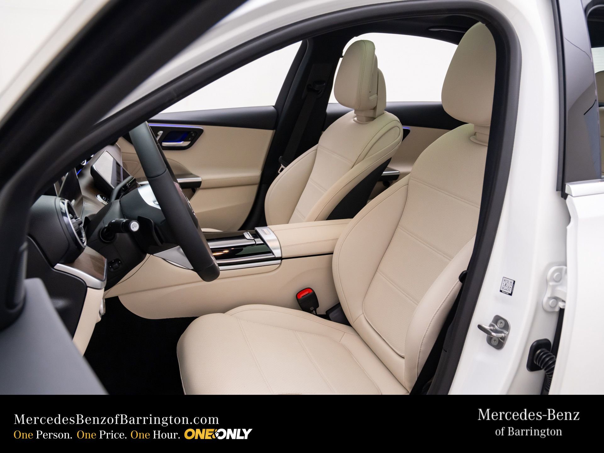 New 2026 Mercedes-Benz C 300 4MATIC Sedan image 18