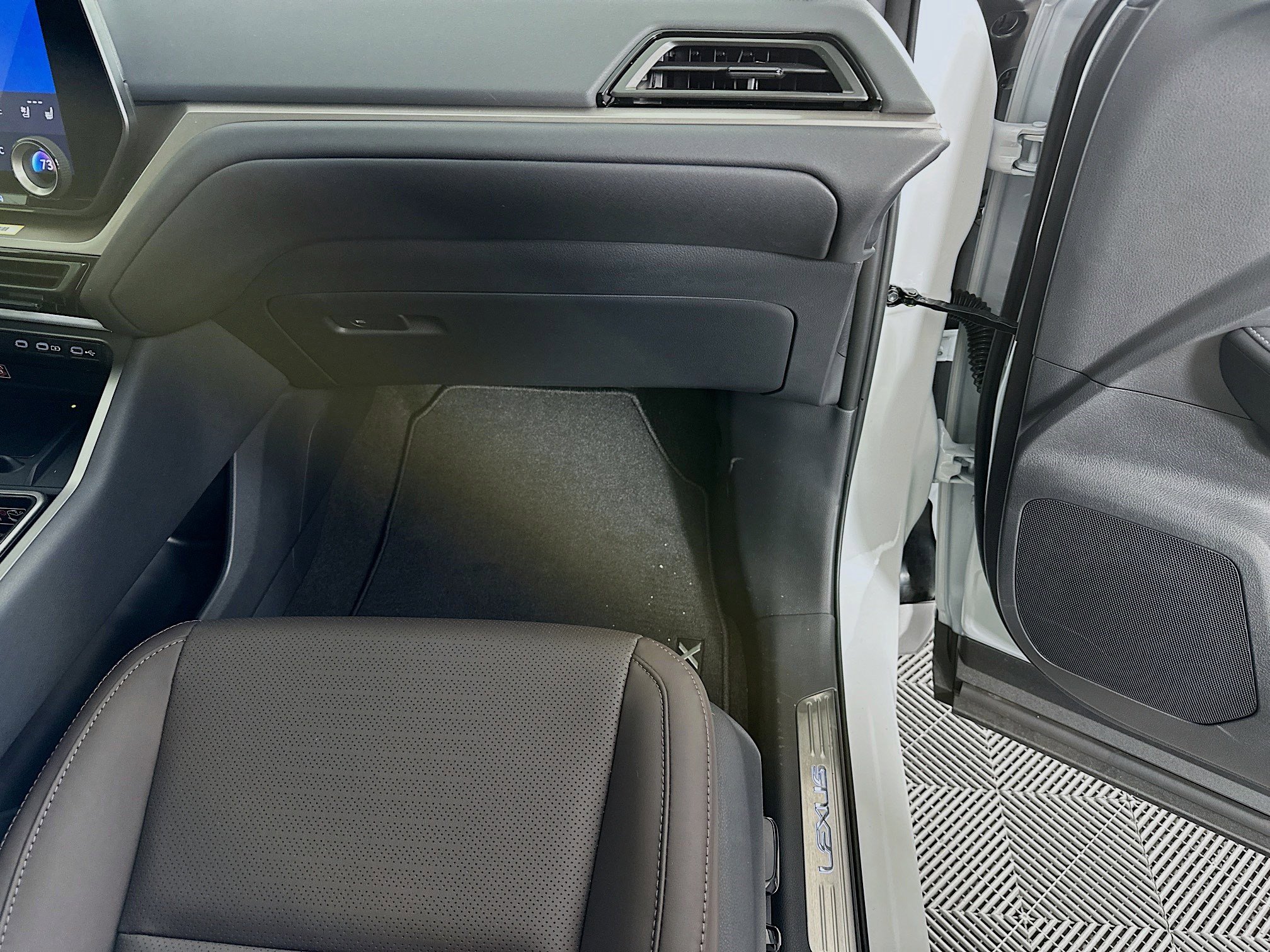 New 2026 Lexus TX 350 AWD image 33