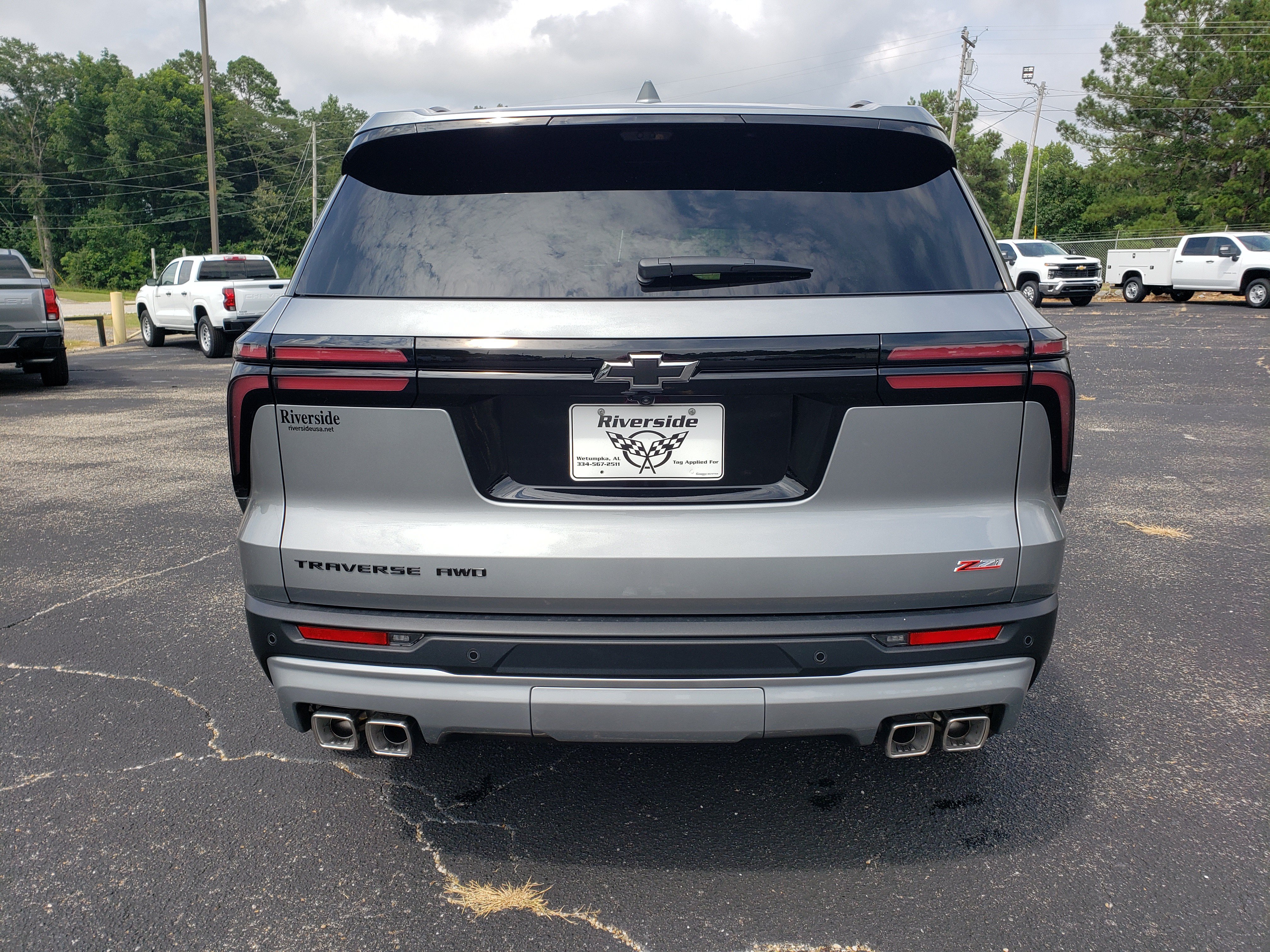 New 2026 Chevrolet Traverse Z71 w/ Driver Confidence Package AWD/4WD image 8