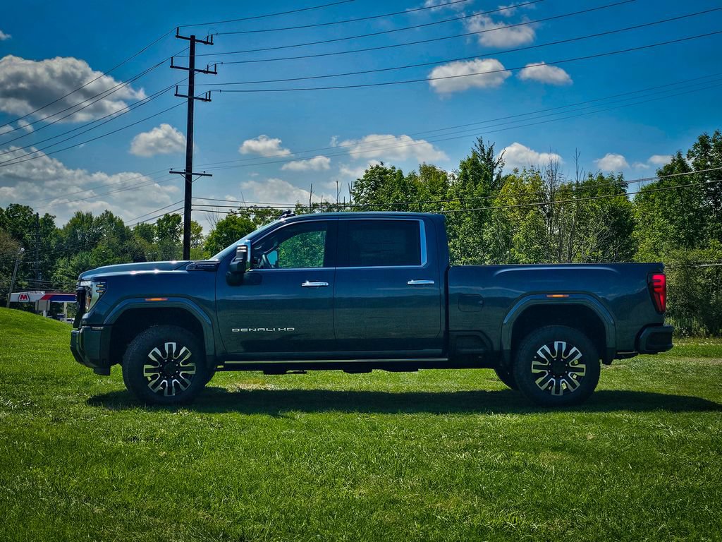 New 2026 GMC Sierra 2500 Denali Ultimate AWD/4WD image 10
