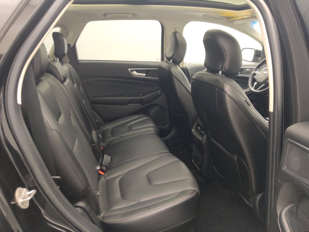 Used 2017 Ford Edge Titanium w/ Equipment Group 301A image 19