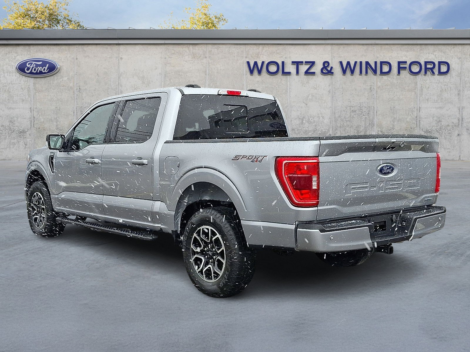 Used 2023 Ford F150 XLT w/ Equipment Group 302A High image 4