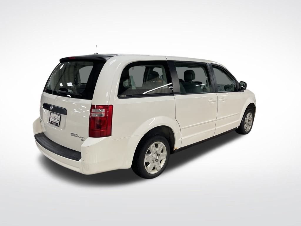 Used 2010 Dodge Grand Caravan SE image 5