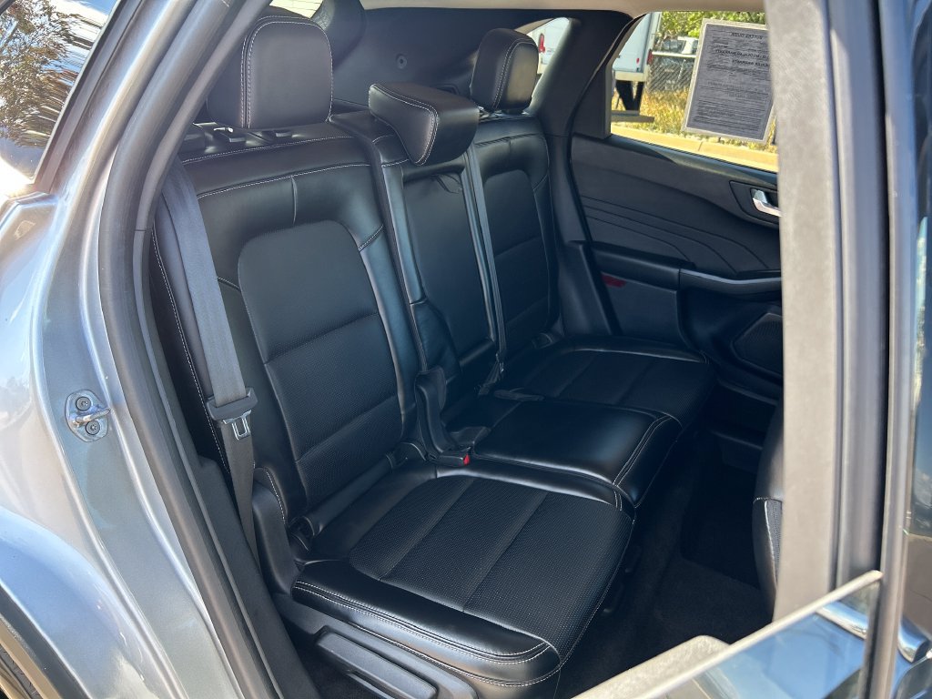 Used 2024 Ford Escape Platinum AWD/4WD image 20