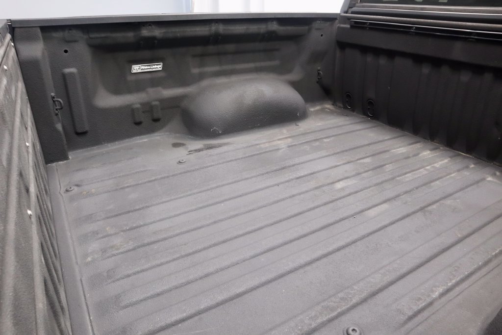 Used 2021 Toyota Tundra Limited w/ Limited Premium Package AWD/4WD image 14