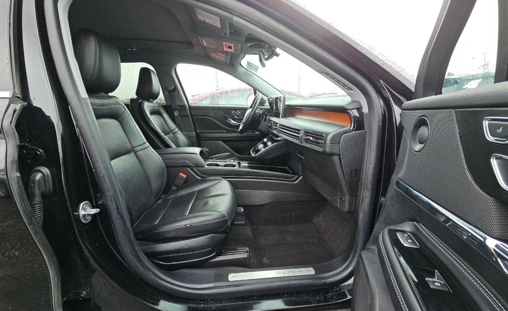 Used 2021 Lincoln Corsair Reserve AWD/4WD image 16