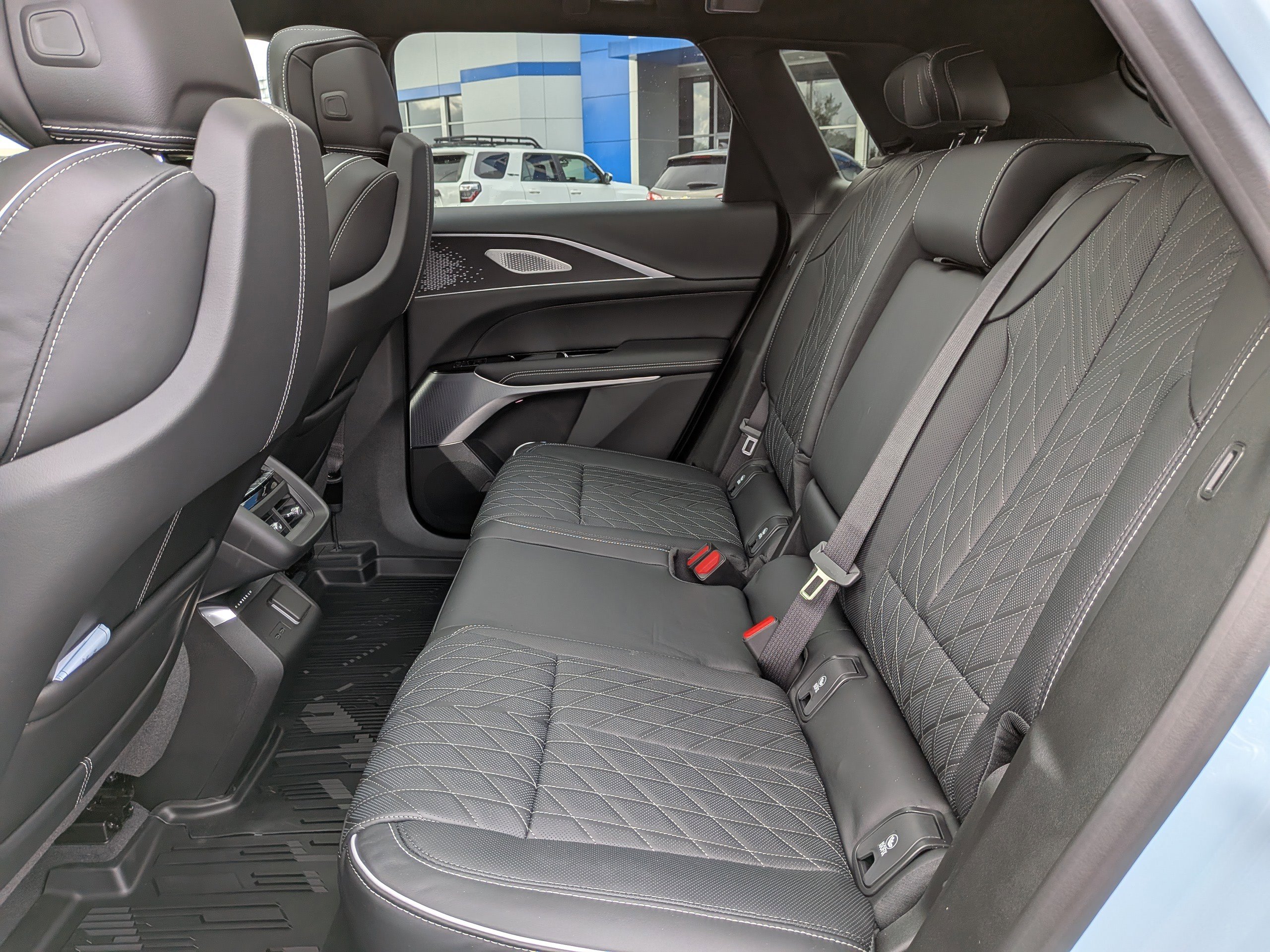 New 2026 Cadillac Lyriq V w/ LPO, Floor Liner Package image 8