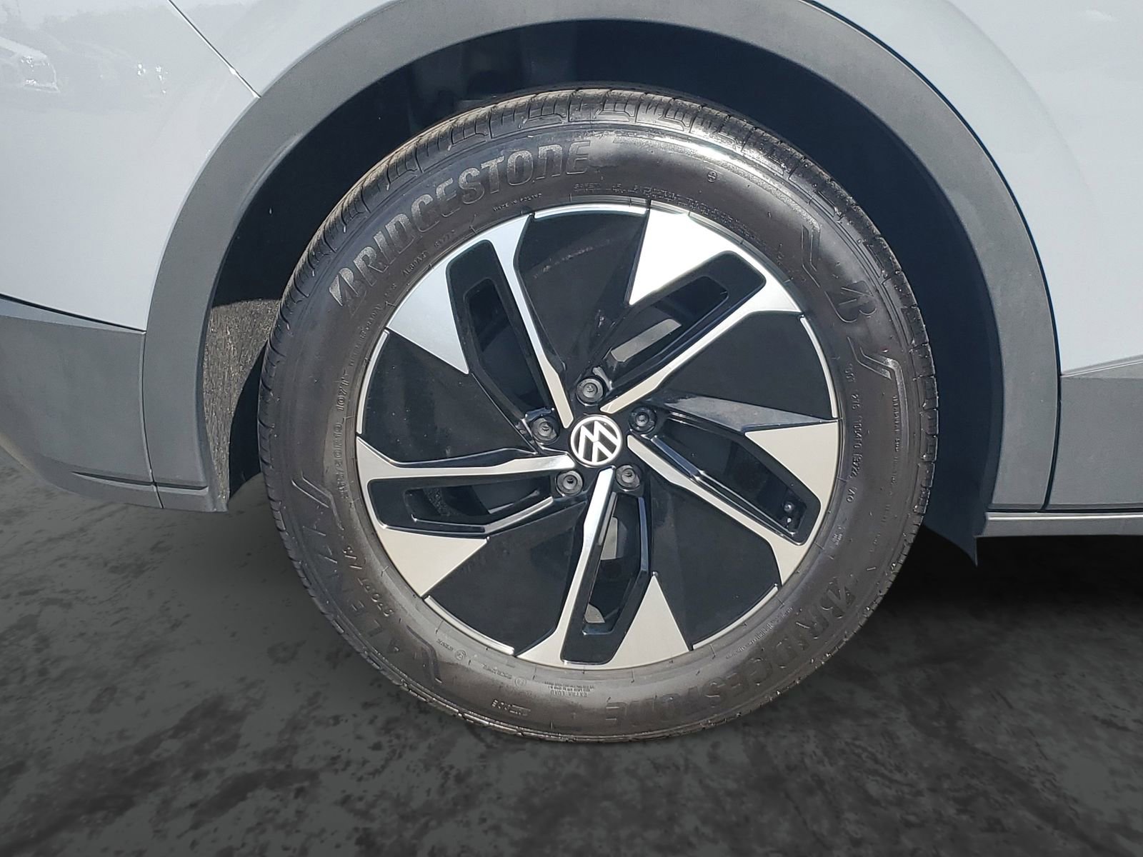 Used 2022 Volkswagen ID.4 Pro S image 6