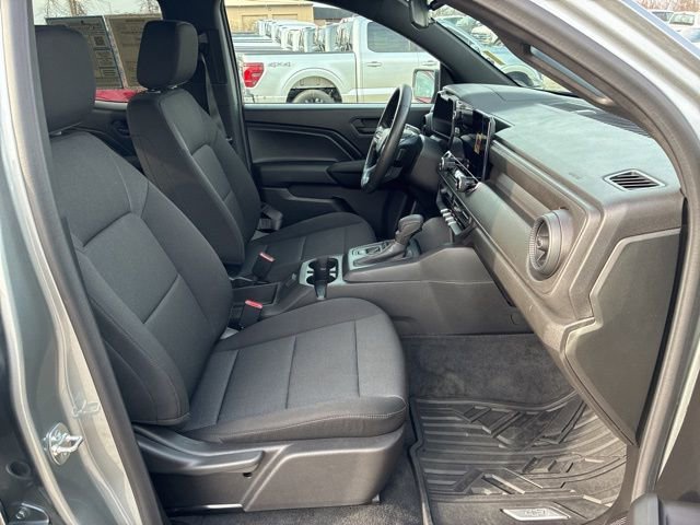 Used 2024 Chevrolet Colorado W/T image 22