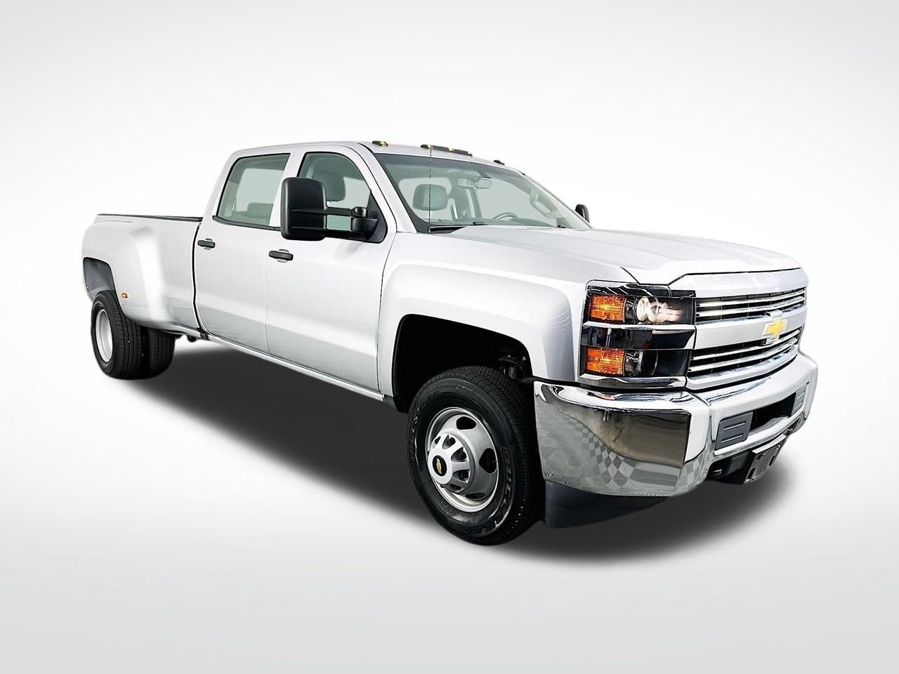 Used 2018 Chevrolet Silverado 3500 W/T RWD image 1