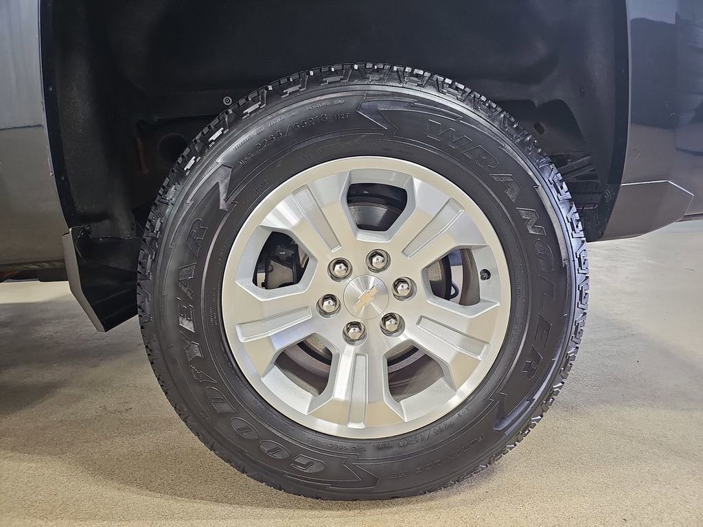 Used 2019 Chevrolet Silverado 1500 LT w/ All Star Edition AWD/4WD image 38