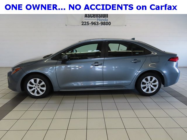 Used 2024 Toyota Corolla LE image 3