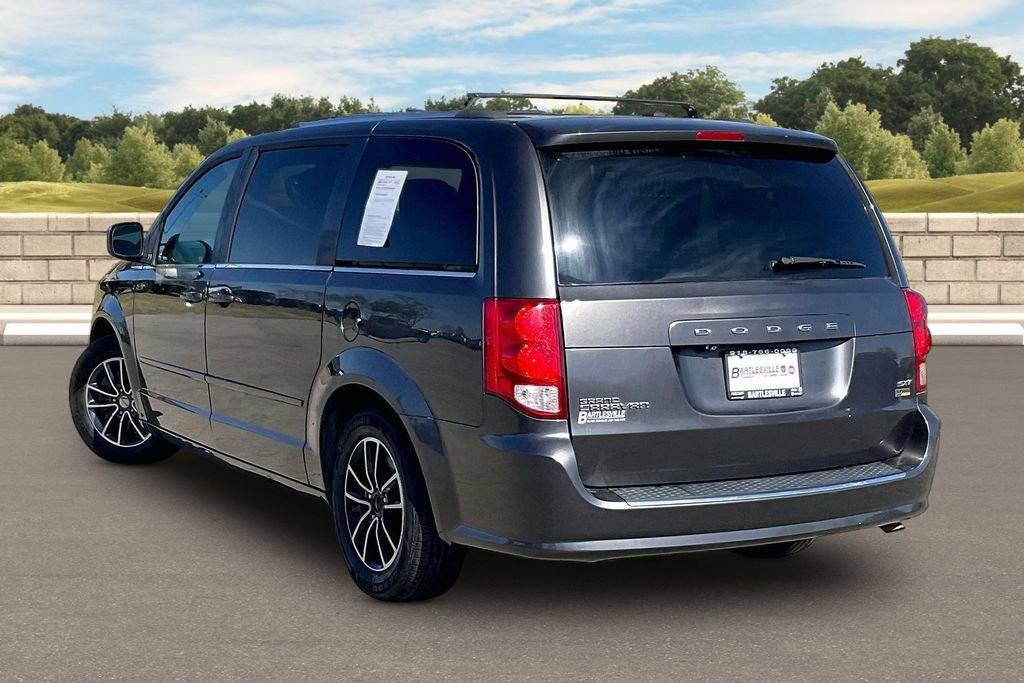 Used 2017 Dodge Grand Caravan SXT FWD image 10