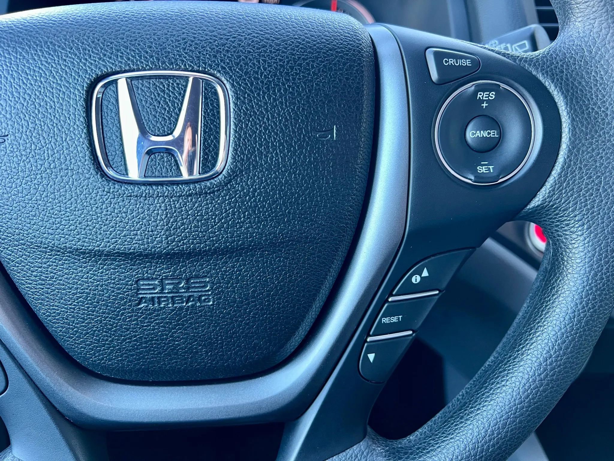Used 2018 Honda Pilot EX image 30