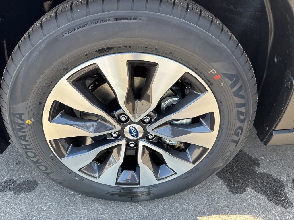 New 2025 Subaru Outback Touring XT image 38