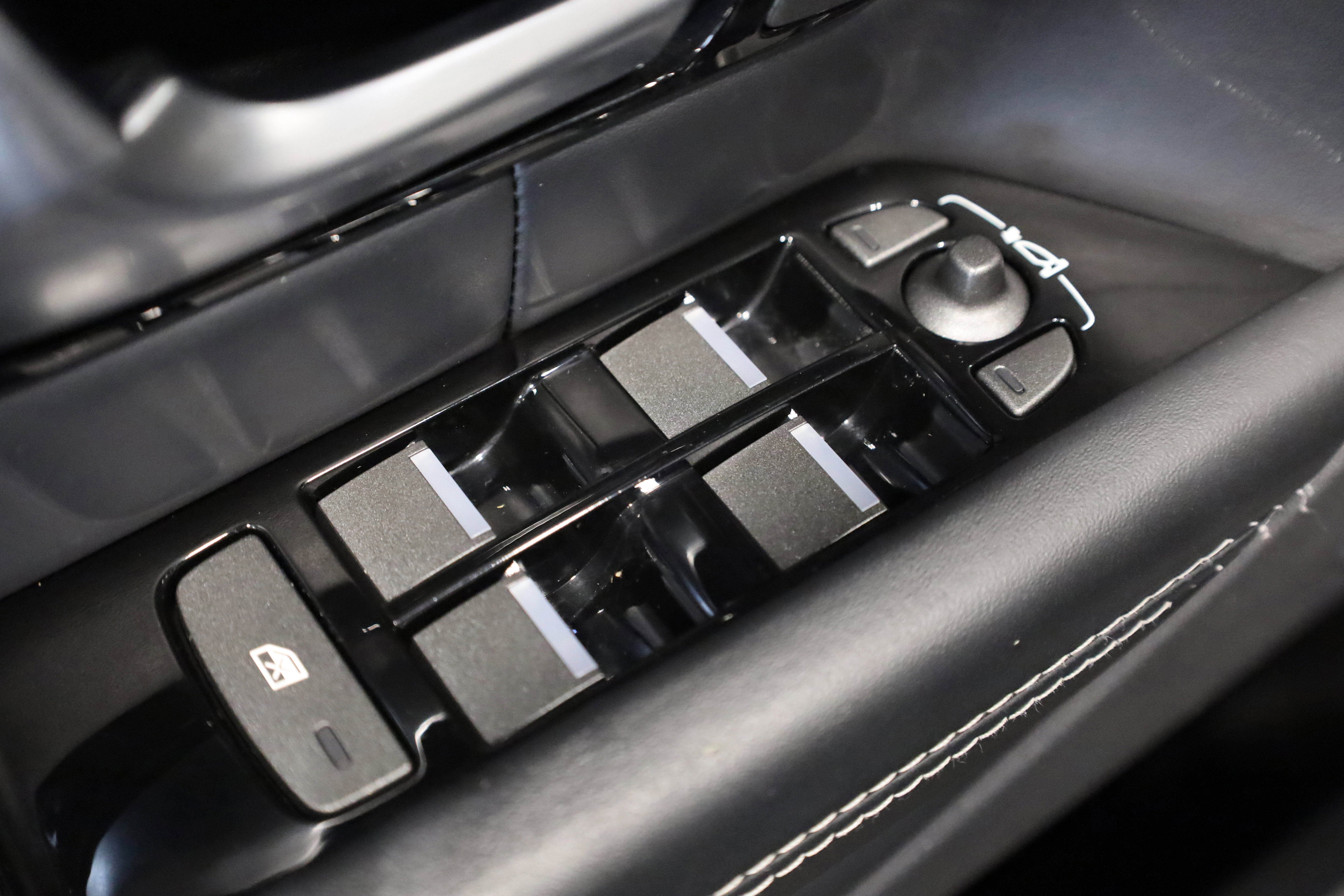 Used 2016 Land Rover Range Rover Evoque HSE image 15