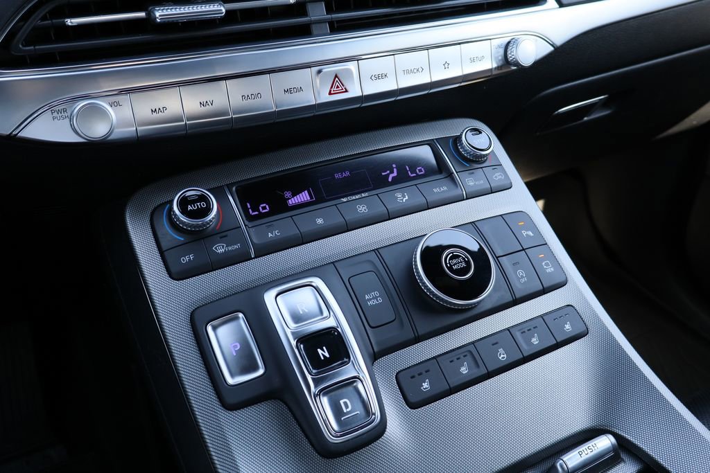 Used 2022 Hyundai Palisade Calligraphy w/ Cargo Package image 16