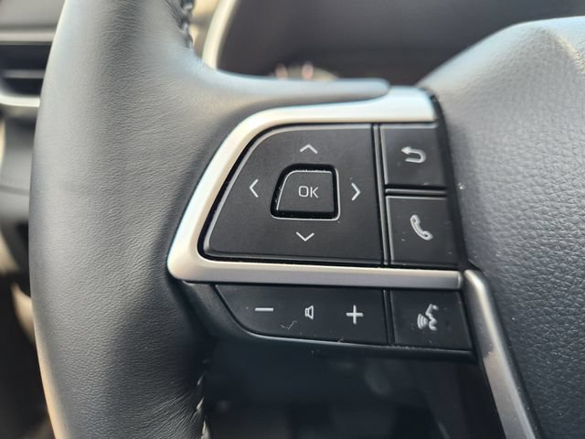 Certified 2026 Toyota Highlander XLE AWD/4WD image 27