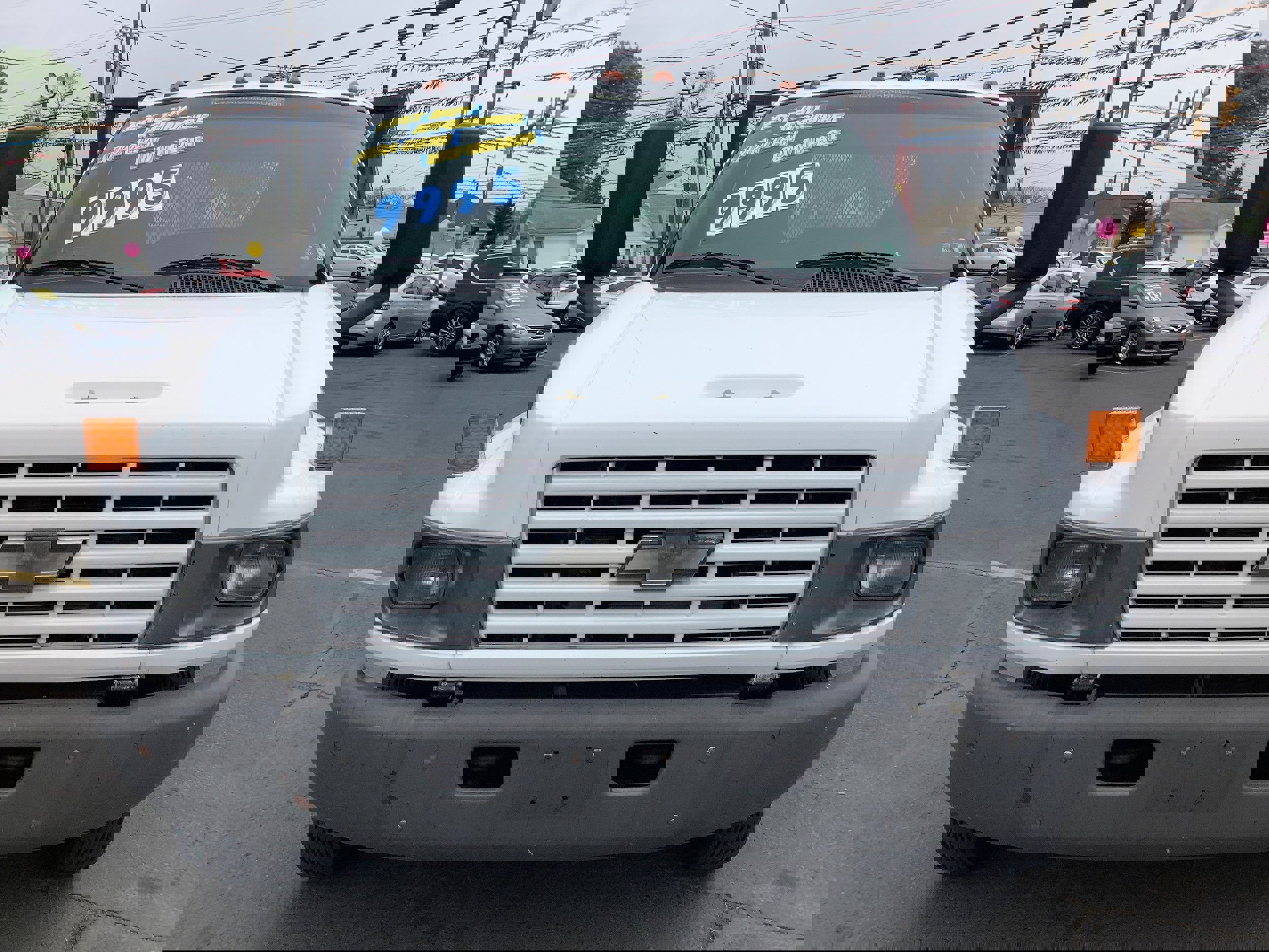 Used 2003 Chevrolet Kodiak C4500 2WD Regular Cab image 2