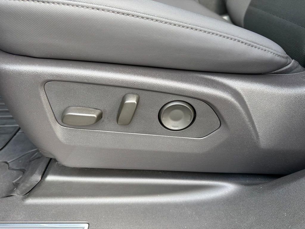 Used 2024 GMC Hummer EV 3X image 11