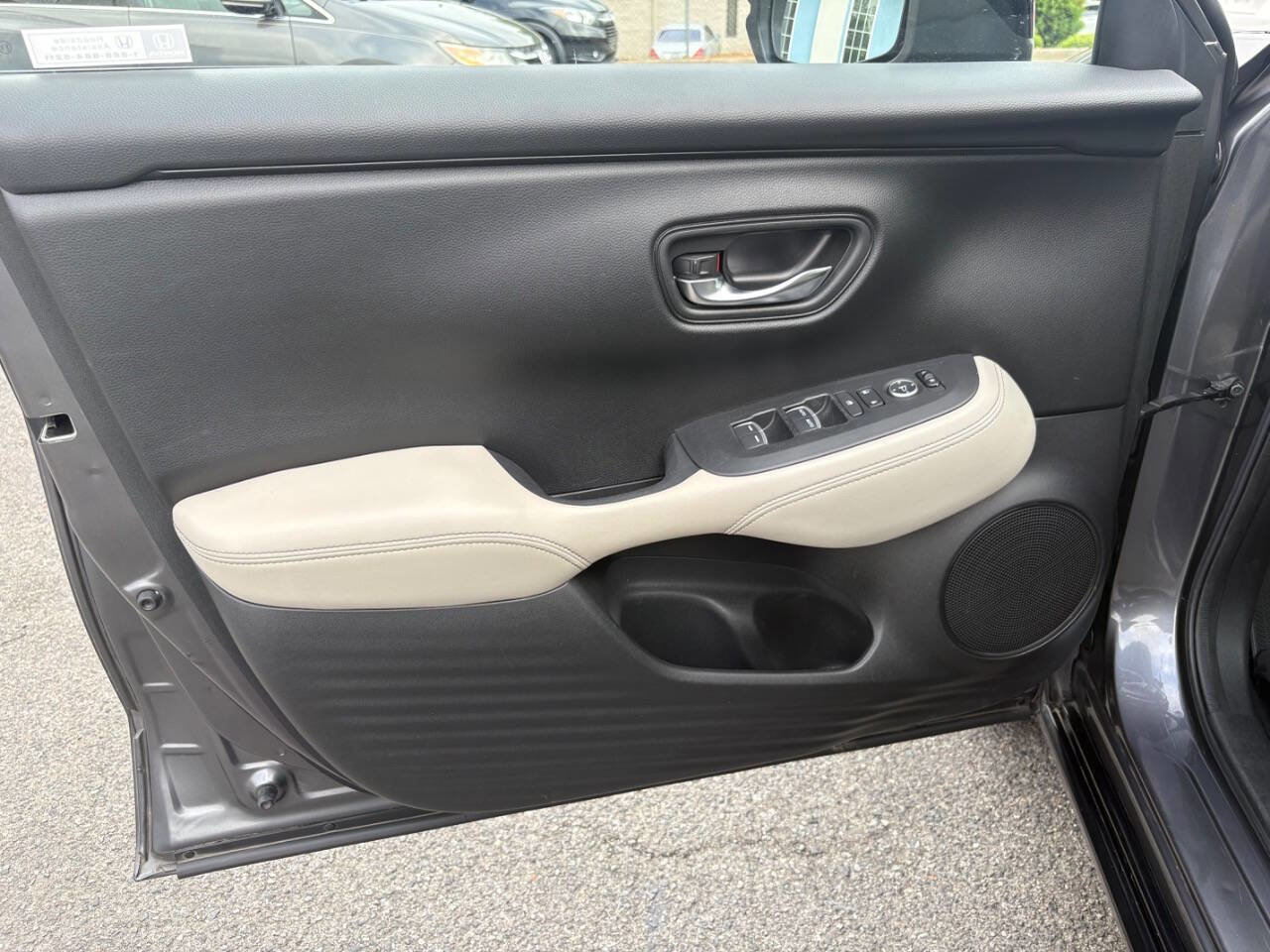 Used 2023 Honda HR-V EX-L image 8