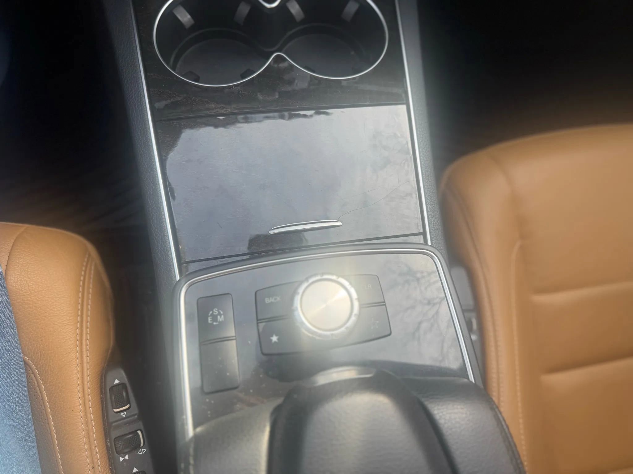 Used 2014 Mercedes-Benz E 350 4MATIC Coupe image 29