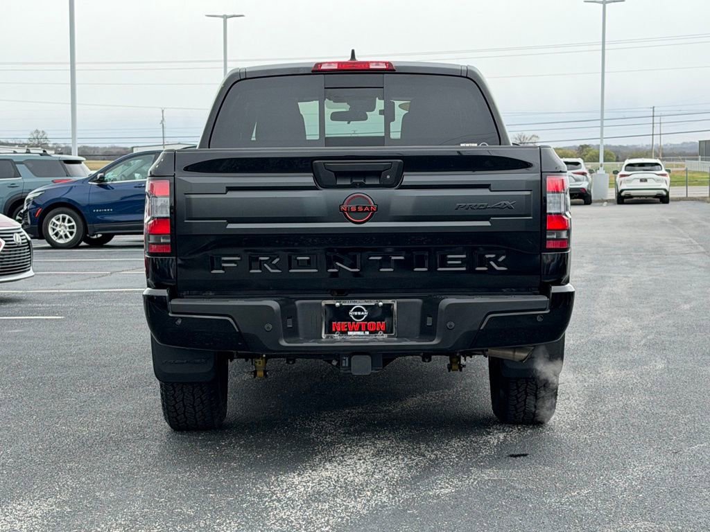 Used 2025 Nissan Frontier PRO-4X image 6
