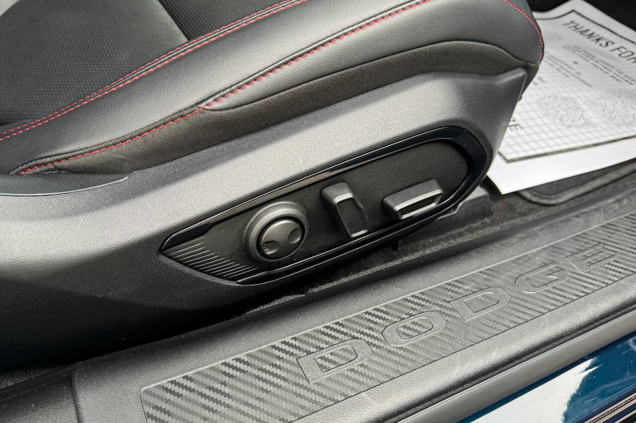 Used 2024 Dodge Charger R/T w/ Plus Group image 16