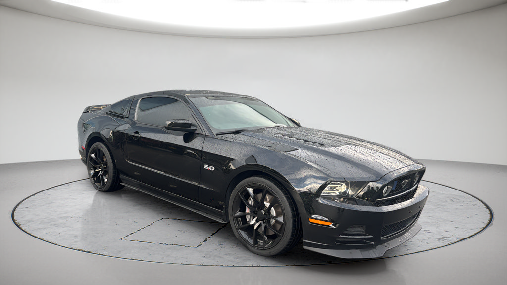 Used 2014 Ford Mustang GT w/ Brembo Brake Package RWD image 2