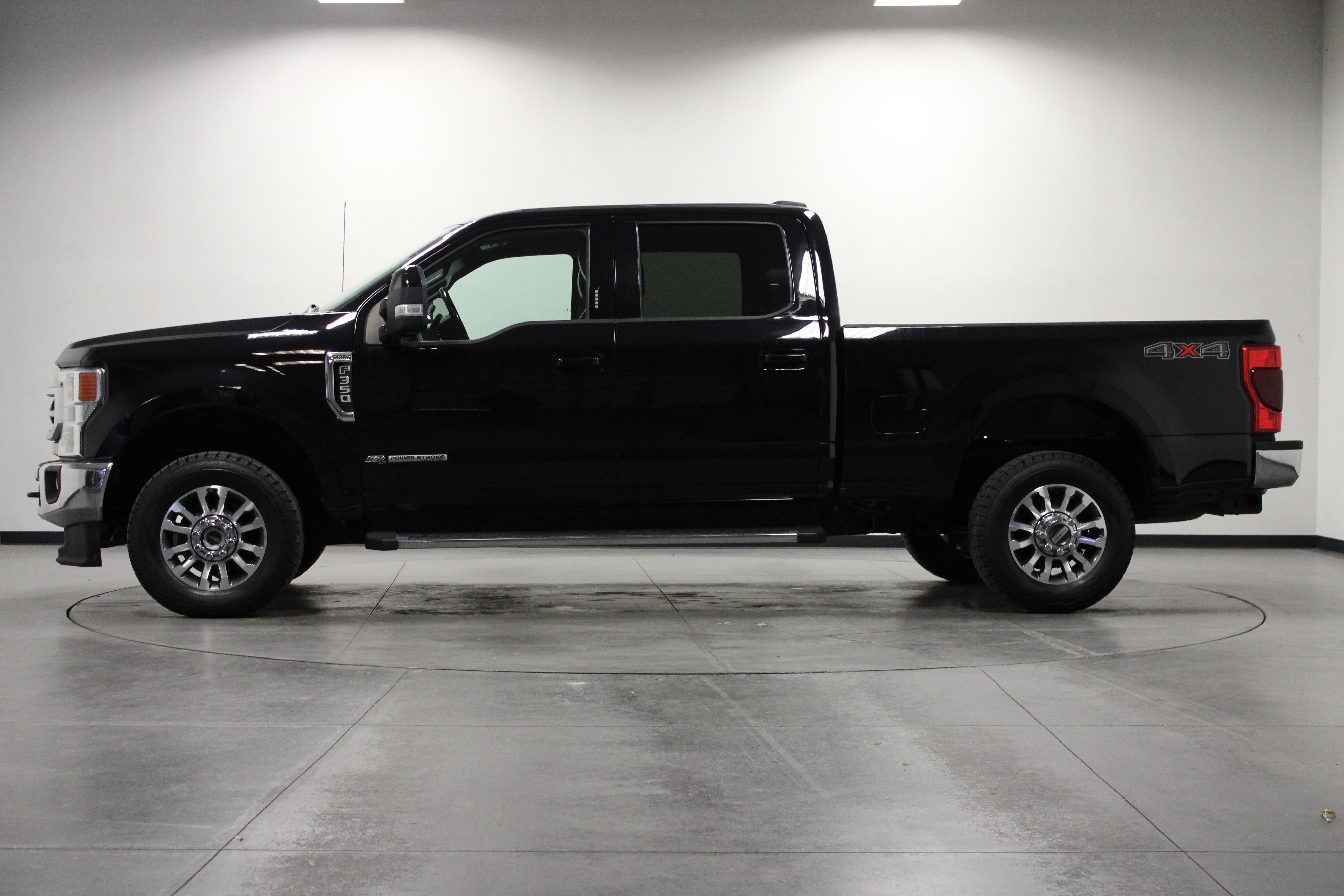 Used 2022 Ford F350 Lariat AWD/4WD image 7