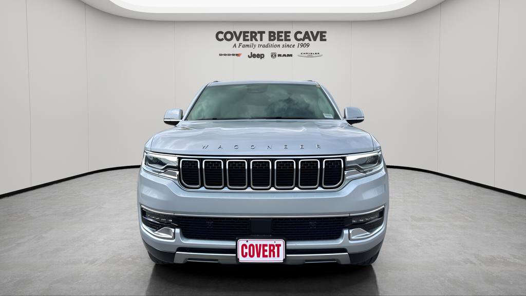 Used 2022 Jeep Wagoneer Series III w/ Premium Group I image 2