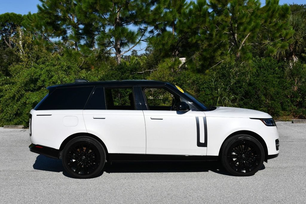 Used 2023 Land Rover Range Rover SE AWD/4WD image 32