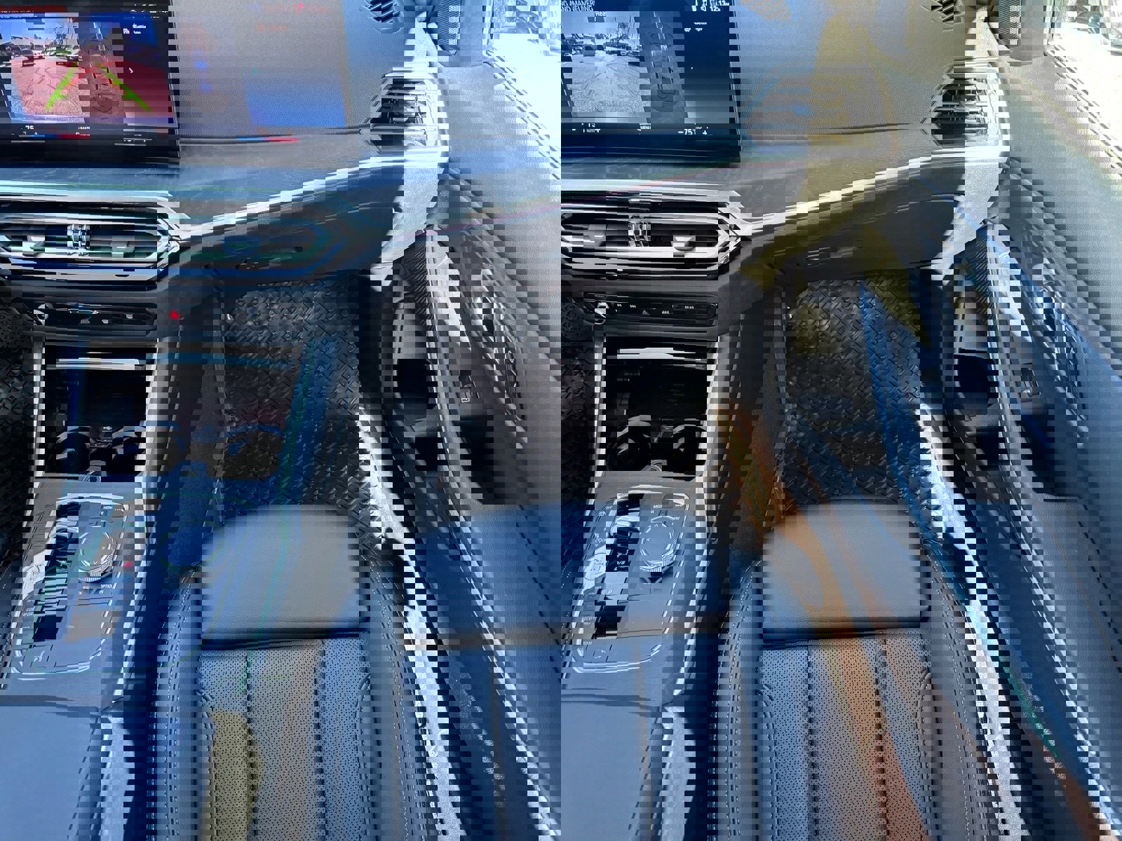 Used 2024 BMW 330i Sedan image 17