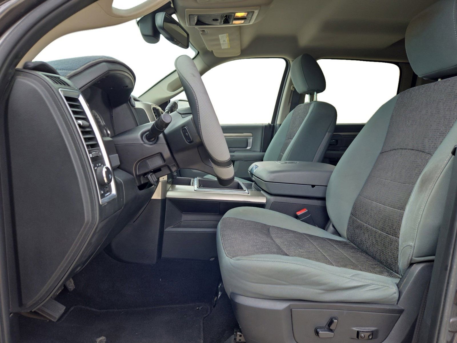 Used 2015 RAM 2500 Lone Star image 9