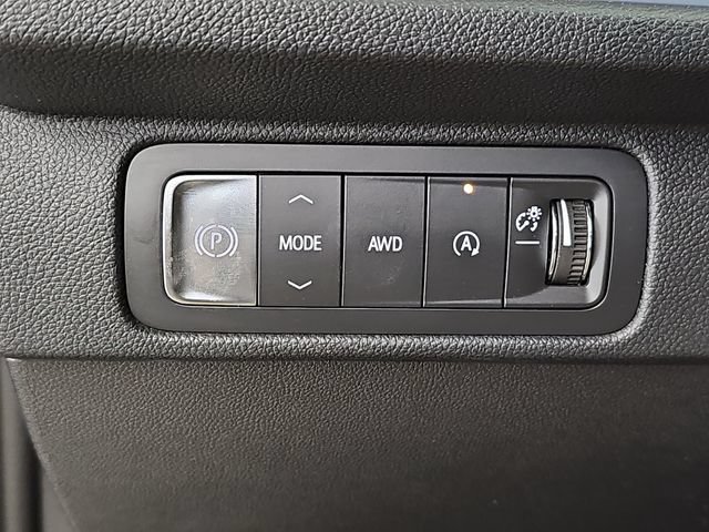 Used 2025 Chevrolet Traverse Z71 w/ Driver Confidence Package AWD/4WD image 29