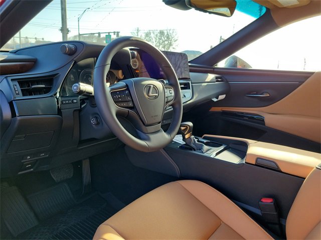 New 2025 Lexus ES 300h F Sport image 19