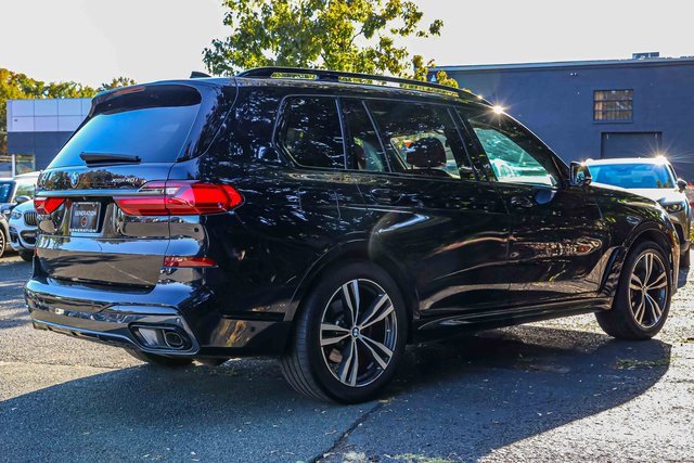 Used 2022 BMW X7 xDrive40i w/ M Sport Package image 6