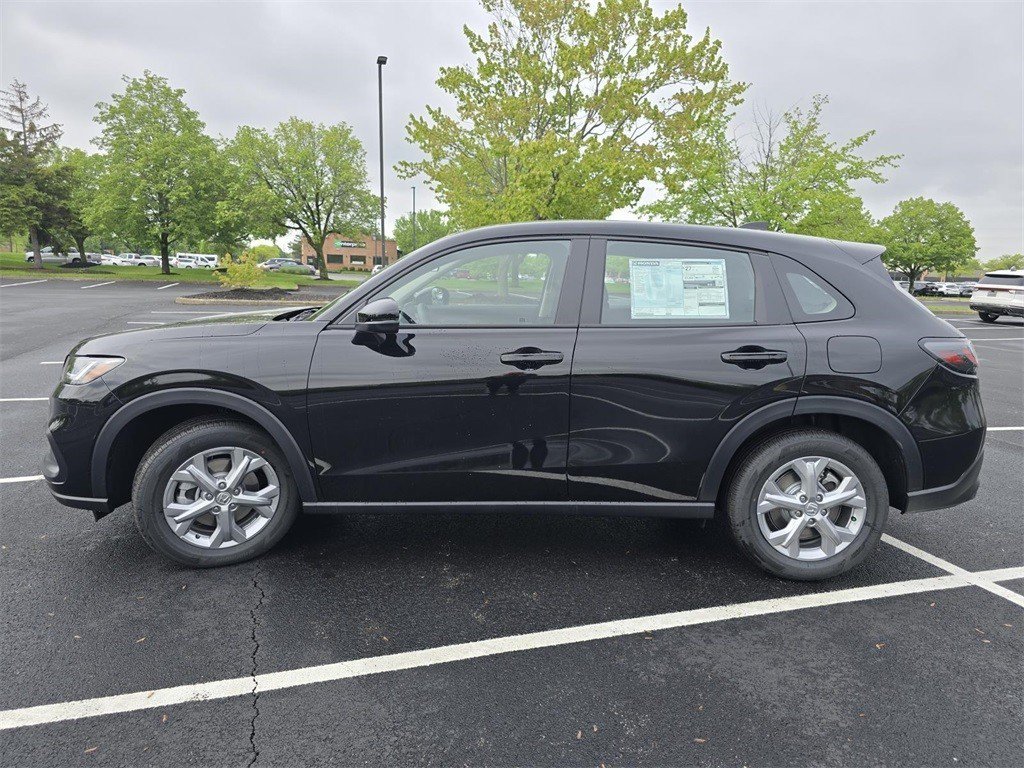 Used 2025 Honda HR-V LX image 16