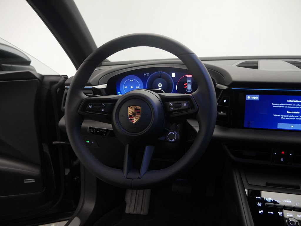 Certified 2026 Porsche Macan 4 Electric AWD/4WD image 31