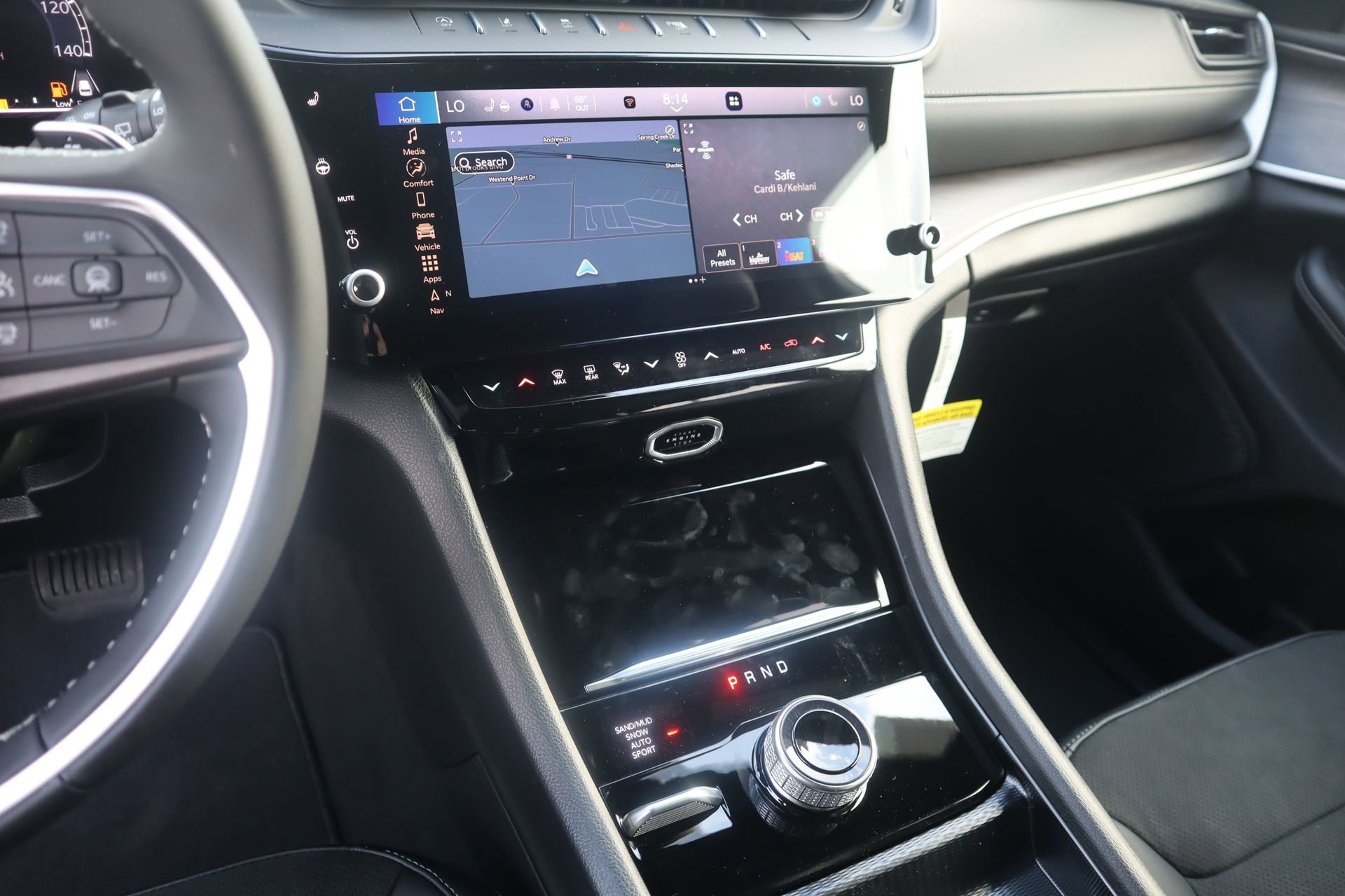 New 2026 Jeep Grand Cherokee Altitude AWD/4WD image 5