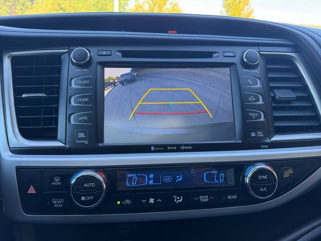 Used 2016 Toyota Highlander Limited FWD image 16