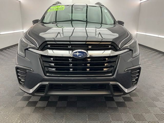 Used 2023 Subaru Ascent Limited AWD/4WD image 2