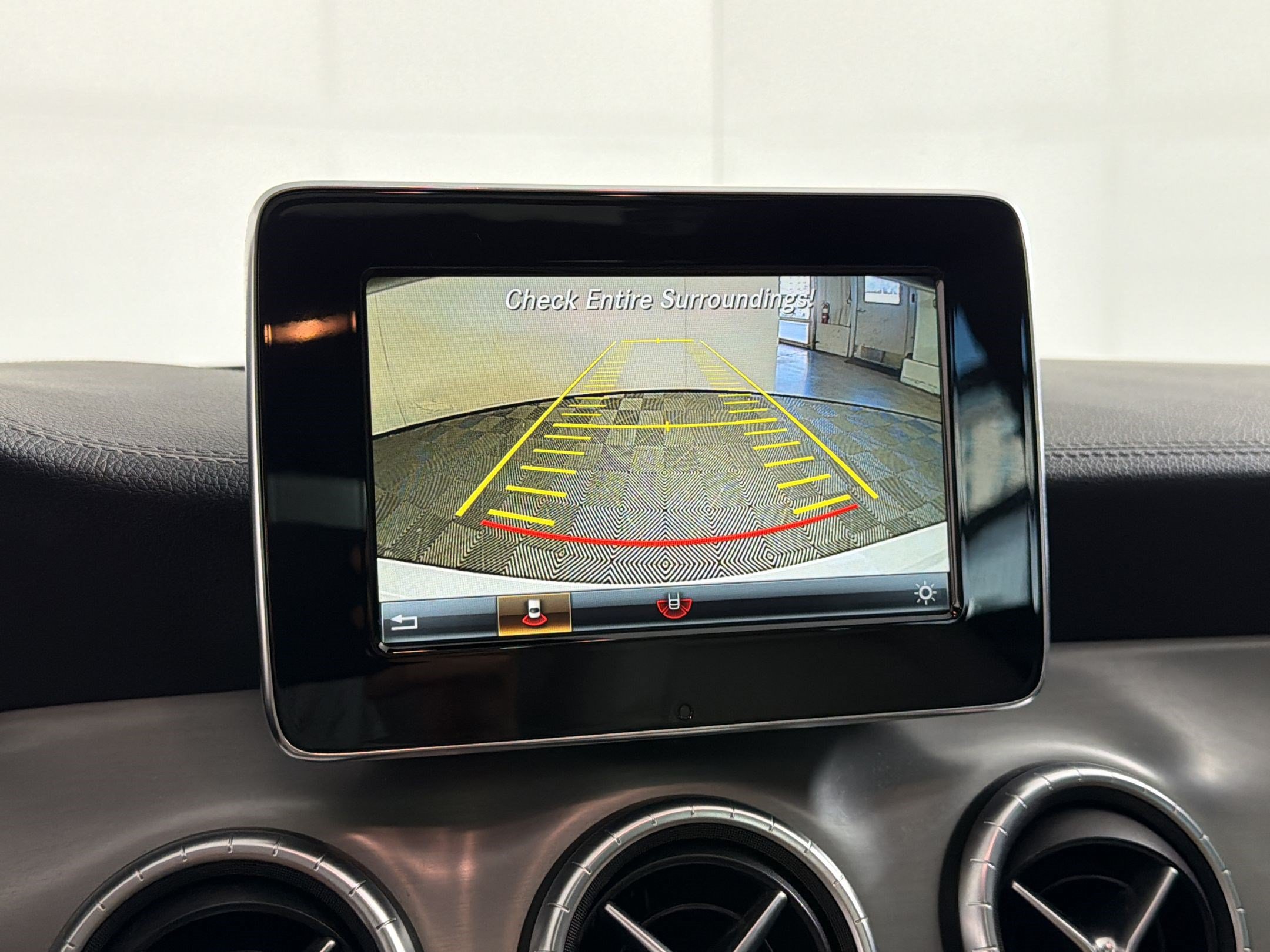 Used 2015 Mercedes-Benz CLA 250 4MATIC image 20