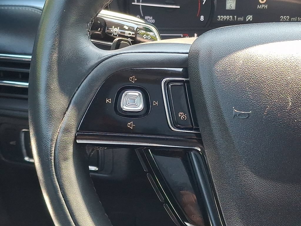 Used 2022 Lincoln Corsair AWD w/ Premium Package image 20