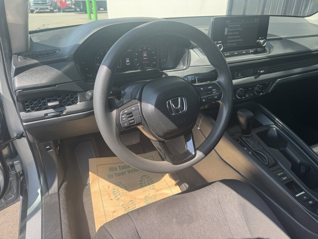 Used 2024 Honda Accord EX image 12