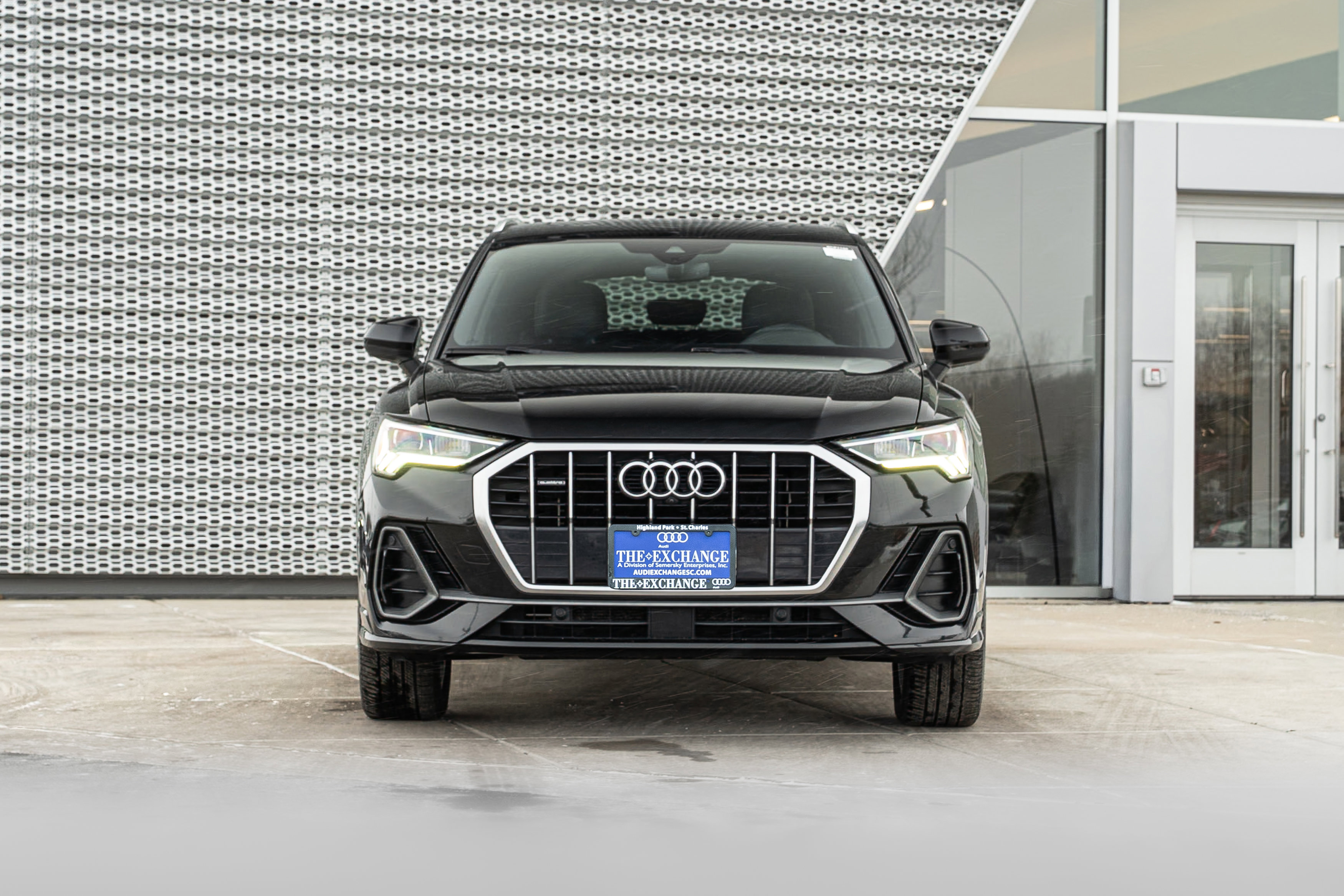 Used 2020 Audi Q3 2.0T Prestige w/ Prestige Package AWD/4WD image 29